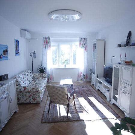 Apartman Mami-Krok Rijeka Exteriör bild