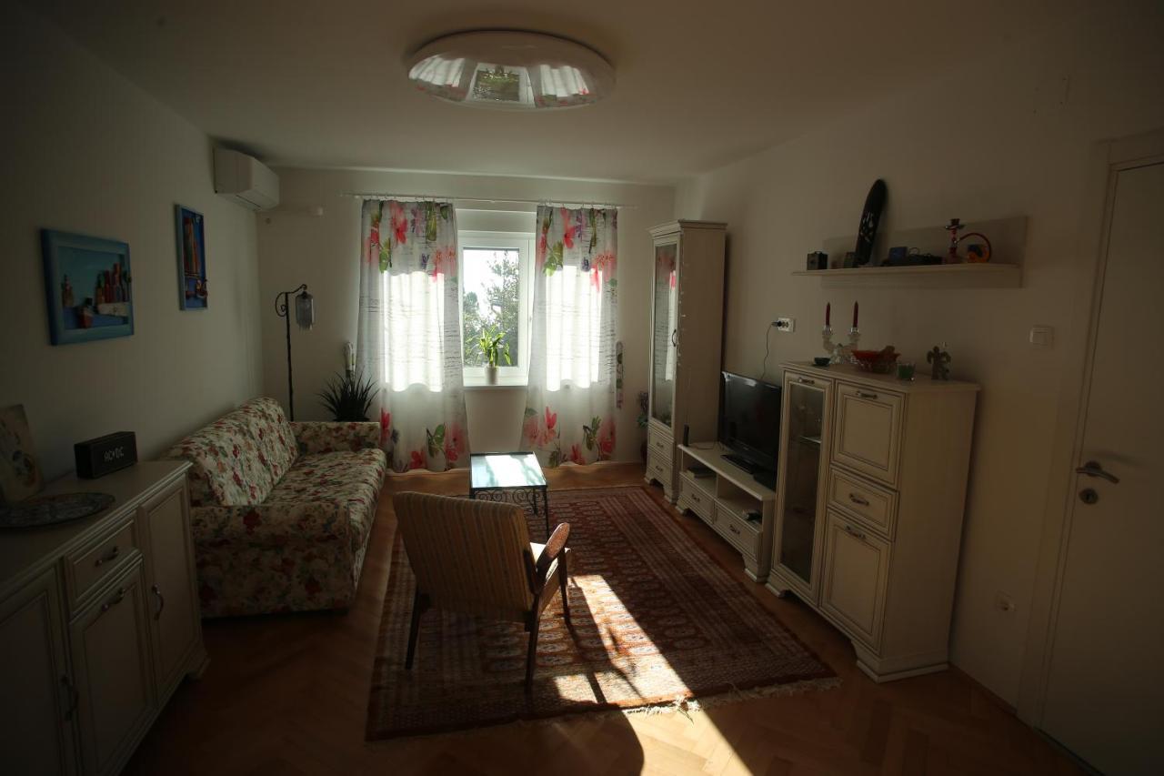 Apartman Mami-Krok Rijeka Exteriör bild