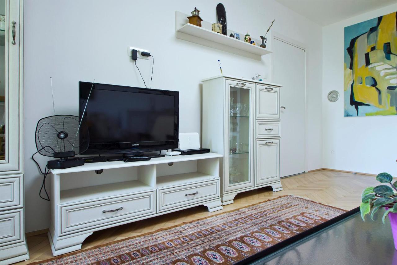 Apartman Mami-Krok Rijeka Exteriör bild