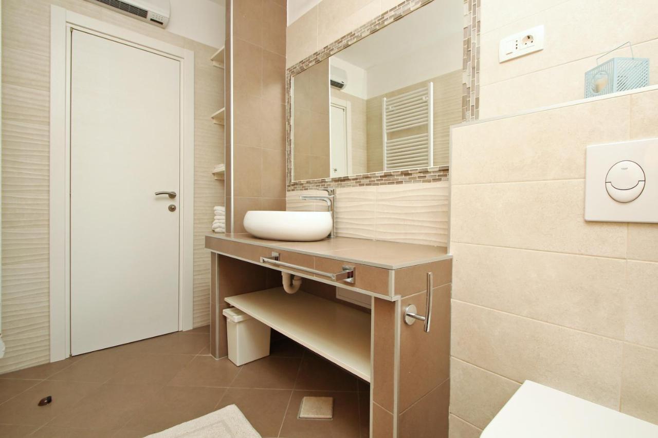Apartman Mami-Krok Rijeka Exteriör bild